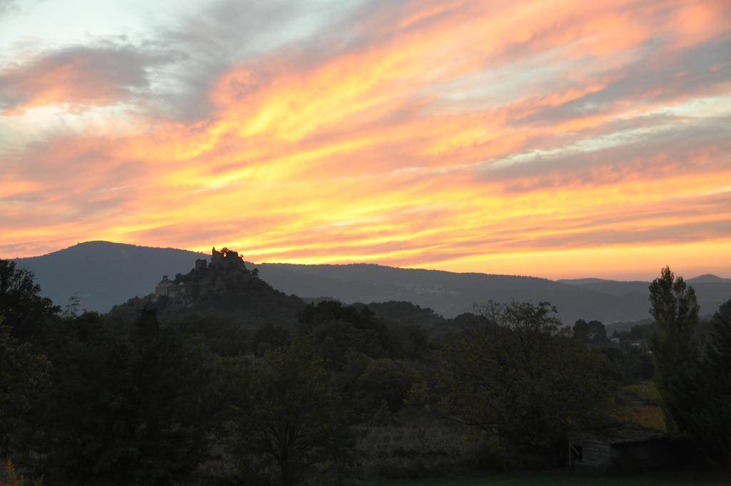 Le Mas En Provence Bed & Breakfast Entrechaux Bagian luar foto