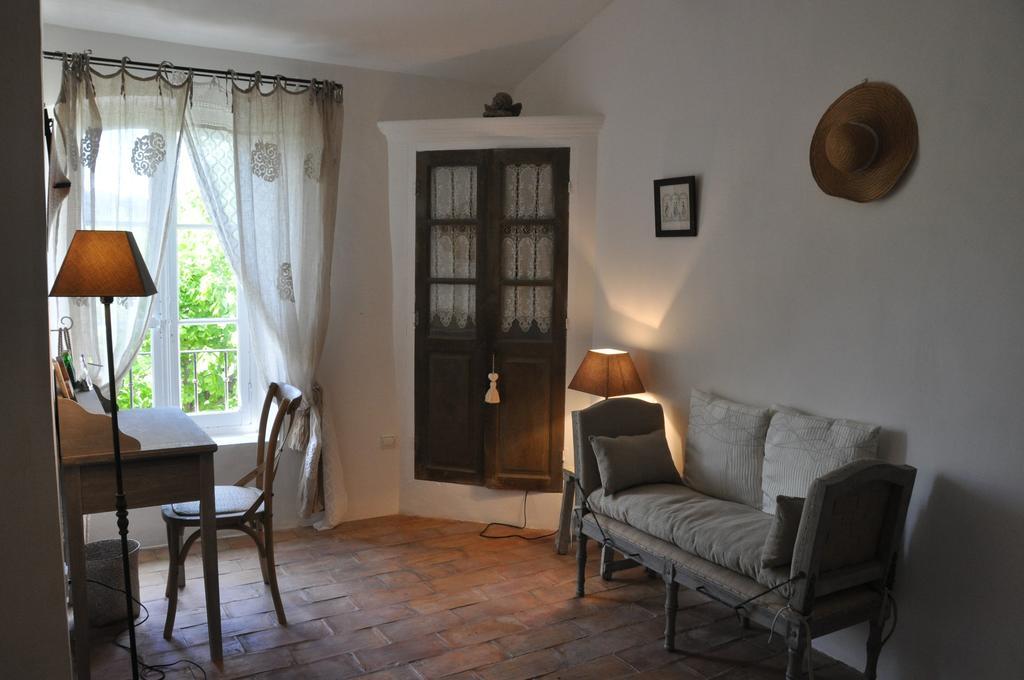 Le Mas En Provence Bed & Breakfast Entrechaux Bagian luar foto